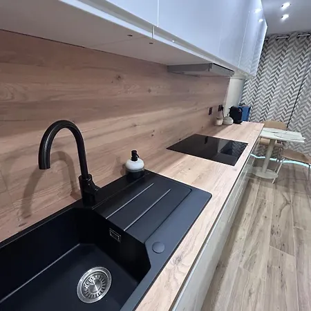 Appartement Plein Soleil Climatise Piscine Parking